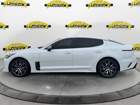 Used 2022 Kia Stinger GT-Line image 2