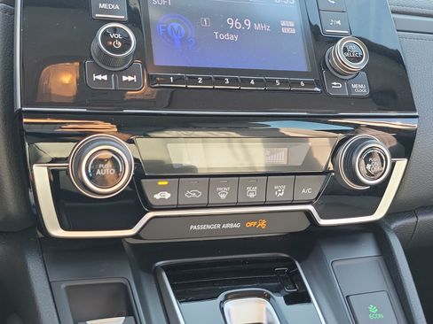 Used 2019 Honda CR-V LX image 26