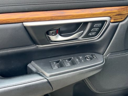 Used 2018 Honda CR-V EX-L image 12