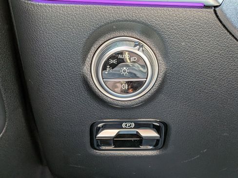 Used 2022 Mercedes-Benz C 300 Sedan image 19