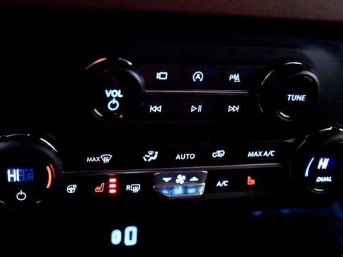 Used 2024 Ford Bronco Outer Banks image 21