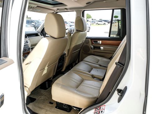 Used 2016 Land Rover LR4 HSE AWD/4WD image 35