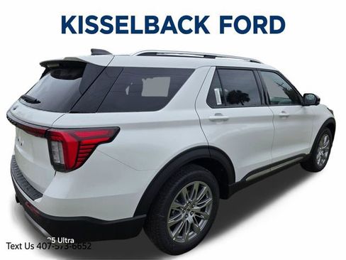 New 2026 Ford Explorer Platinum RWD image 3