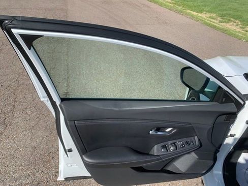 Used 2023 Nissan Sentra SV image 10