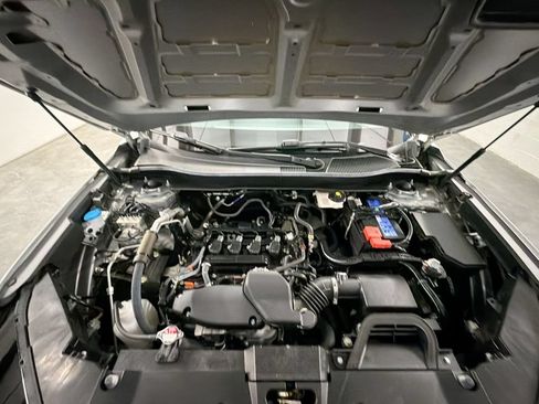 Used 2025 Honda CR-V EX-L image 29