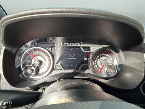 Used 2021 RAM 1500 Big Horn AWD/4WD image 12