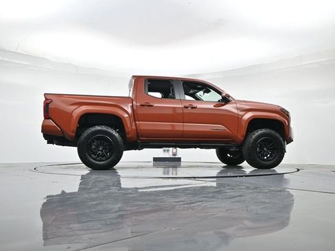 Used 2025 Toyota Tacoma TRD Sport image 30