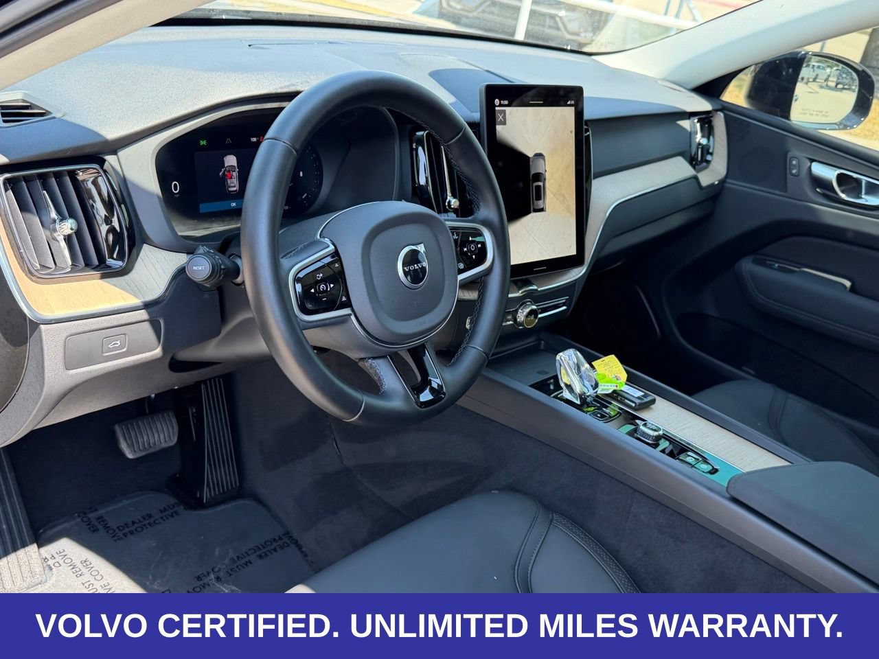Certified 2026 Volvo XC60 B5 Plus AWD/4WD image 14