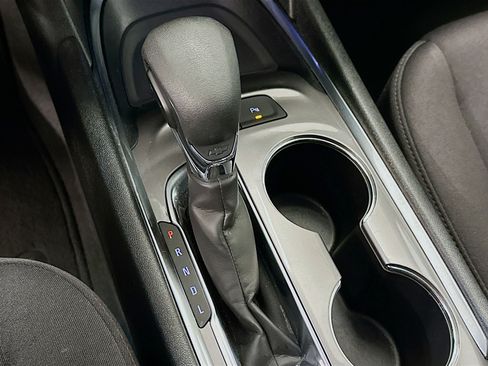 Used 2024 Chevrolet Malibu LT FWD image 25