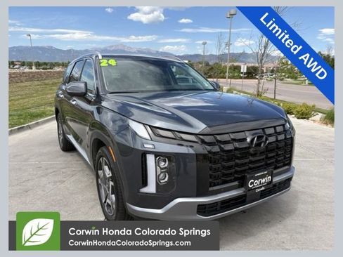 Used 2024 Hyundai Palisade Limited AWD/4WD image 1