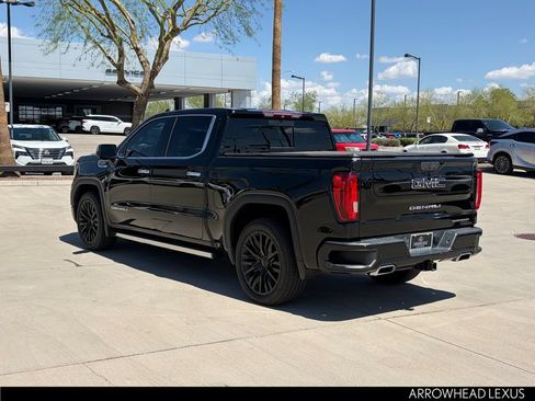 Used 2019 GMC Sierra 1500 Denali w/ Denali Ultimate Package AWD/4WD image 4