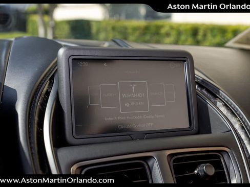 Used 2019 Aston Martin DB11 Volante image 48