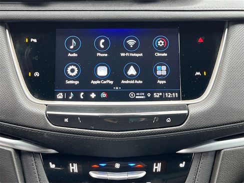 Certified 2024 Cadillac XT6 Luxury w/ LPO, Floor Liner Package image 14