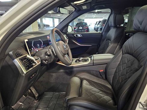 New 2026 BMW X5 xDrive50e w/ Executive Package AWD/4WD image 34