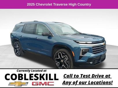 Used 2025 Chevrolet Traverse High Country