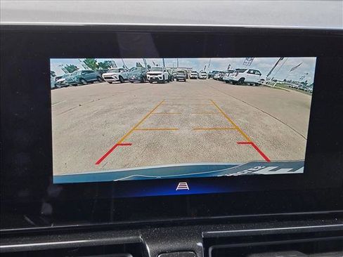 Used 2025 Chevrolet TrailBlazer LT w/ Driver Confidence Package AWD/4WD image 13