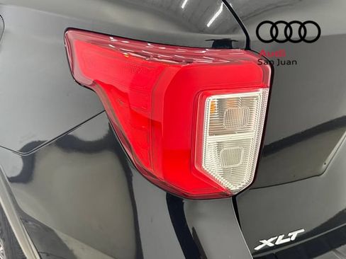 Used 2022 Ford Explorer XLT w/ Equipment Group 202A RWD image 10