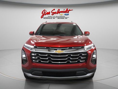 New 2026 Chevrolet Equinox LT FWD image 3