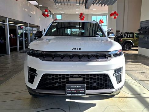 New 2026 Jeep Grand Wagoneer Limited image 2