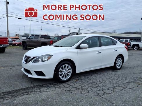 Used 2019 Nissan Sentra SV image 1