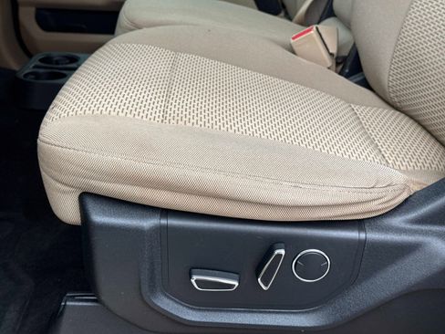 Used 2017 Ford F150 XLT w/ Equipment Group 302A Luxury image 21