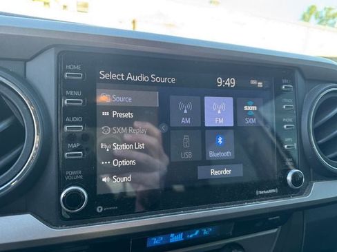 Used 2022 Toyota Tacoma SR5 image 21