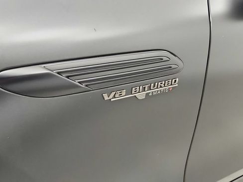 Used 2022 Mercedes-Benz SL 63 AMG 4MATIC image 16