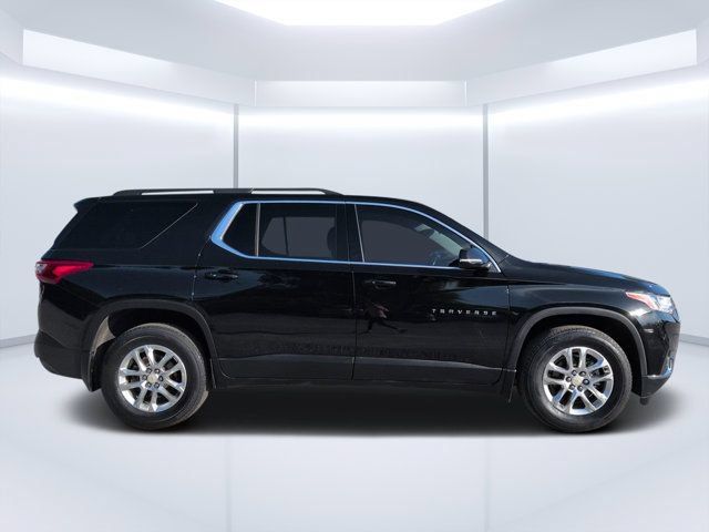 Used 2020 Chevrolet Traverse LT FWD image 2