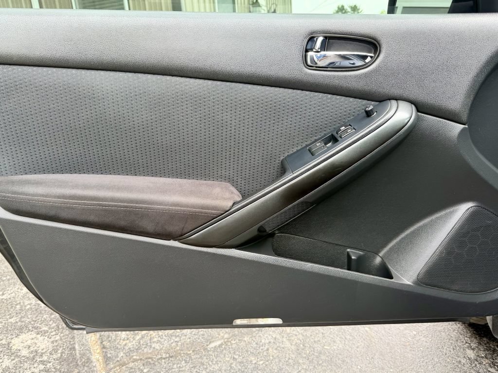 Used 2013 Nissan Altima 2.5 S FWD image 13
