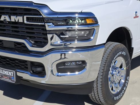 New 2026 RAM 2500 Tradesman w/ Chrome Appearance Group image 7