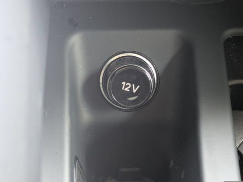 Used 2024 Audi Q8 e-tron Prestige w/ Prestige Package AWD/4WD image 22