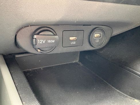 Used 2022 Hyundai Elantra SEL FWD image 27