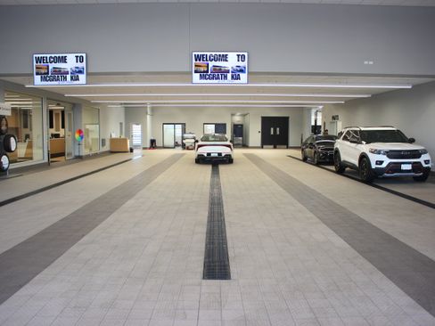 Used 2018 Ford Explorer Sport image 16