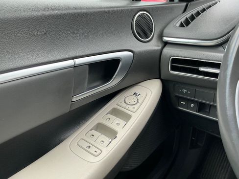 Used 2022 Hyundai Sonata SEL w/ Convenience Package FWD image 19