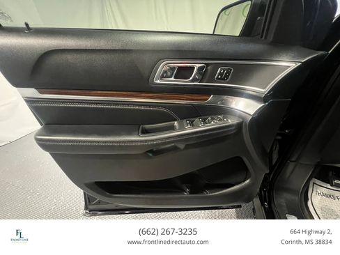 Used 2017 Ford Explorer Limited w/ Equipment Group 301A FWD image 11