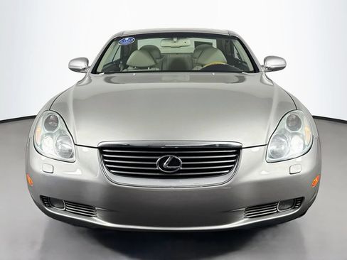 Used 2004 Lexus SC 430 Convertible RWD image 2