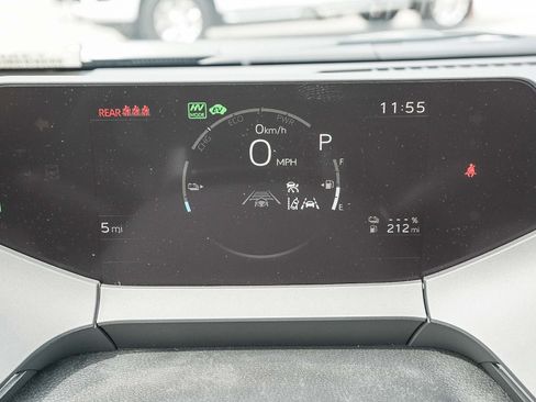 New 2026 Toyota Prius Plug-In Hybrid FWD image 24
