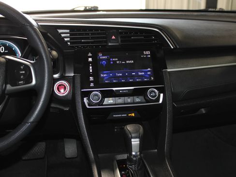 Used 2018 Honda Civic EX image 13