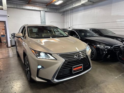 Used 2018 Lexus RX 350 FWD w/ Premium Package image 3