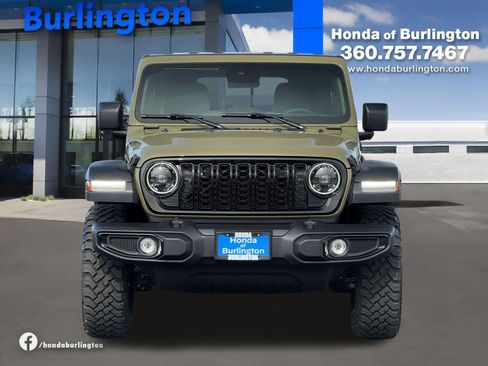 Used 2025 Jeep Wrangler Unlimited Sport AWD/4WD image 10