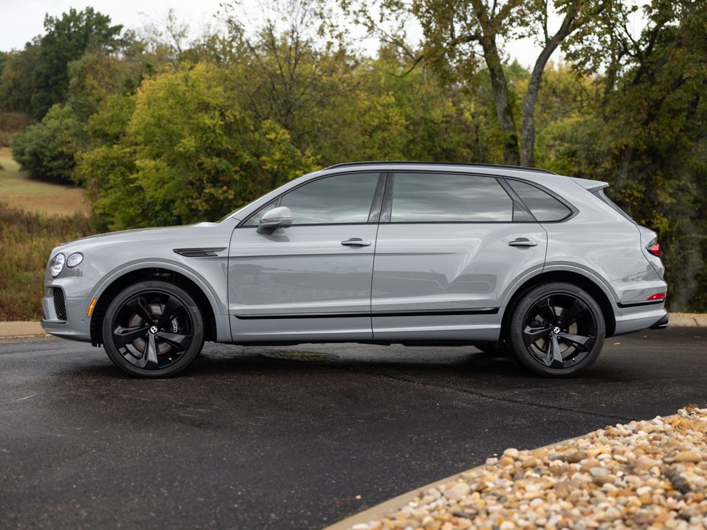 Used 2024 Bentley Bentayga Extended Wheelbase AWD/4WD image 7