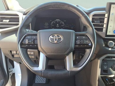 Used 2022 Toyota Tundra Limited image 15