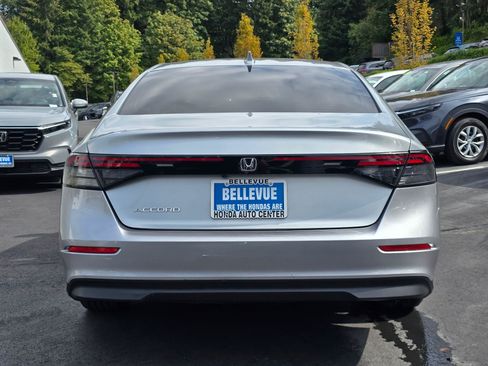 Used 2024 Honda Accord EX image 6