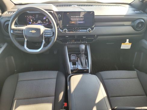 New 2026 Chevrolet Colorado W/T w/ LPO, Pro Essentials Package image 10