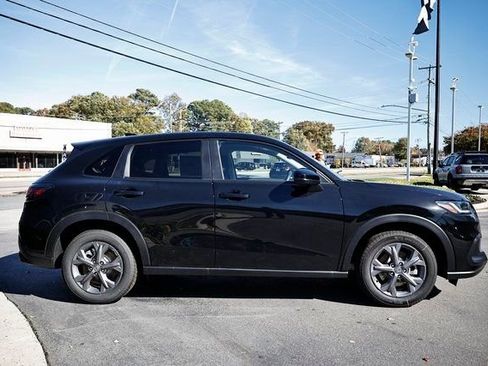 New 2026 Honda HR-V LX image 14