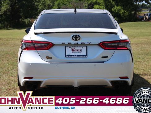 Used 2022 Toyota Camry XSE w/ Navigation Package FWD image 7
