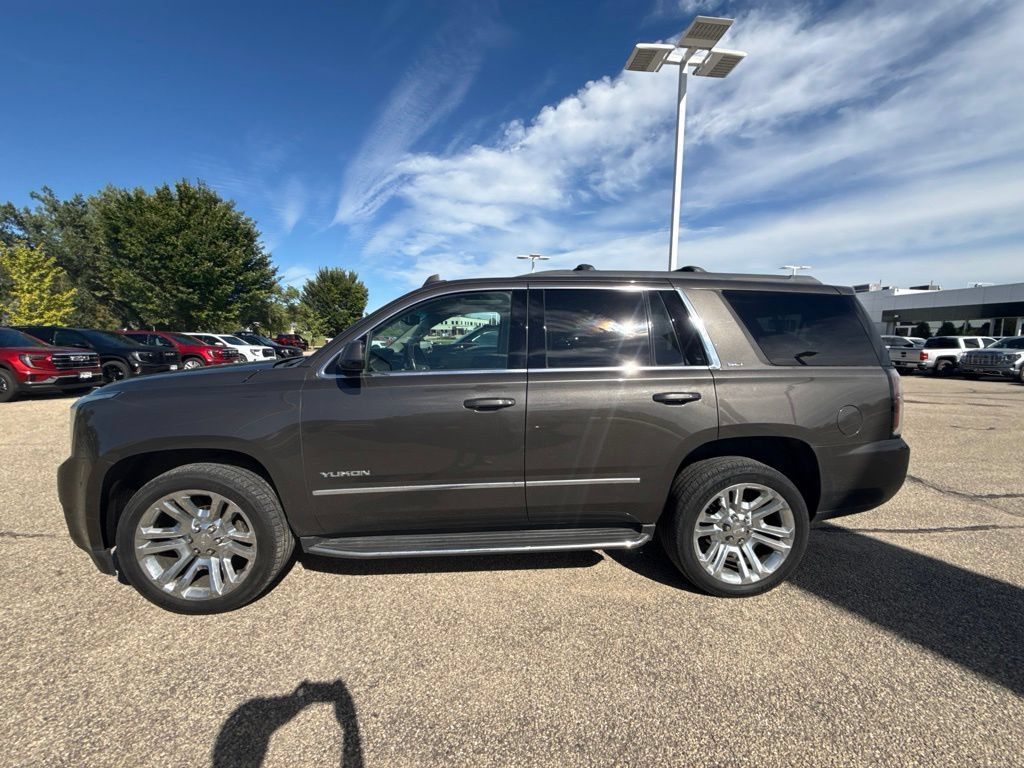 Used 2019 GMC Yukon SLT w/ Premium Edition AWD/4WD image 4
