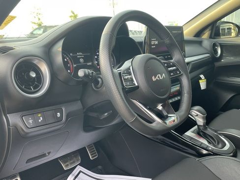 Certified 2024 Kia Forte GT-Line image 9