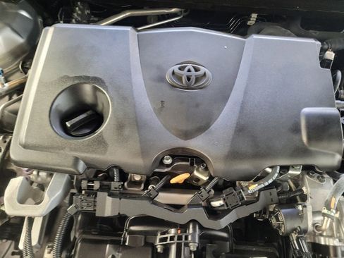 Used 2021 Toyota Camry SE w/ Convenience Package image 30