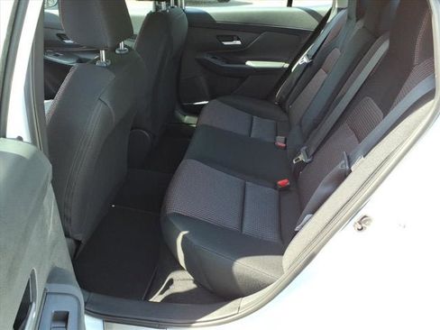 New 2026 Nissan Sentra SR FWD image 5